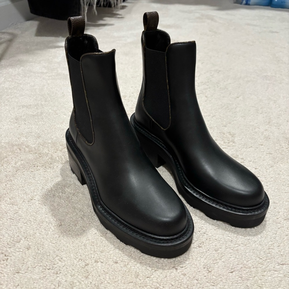 Louis Vuitton Beaubourg Boots